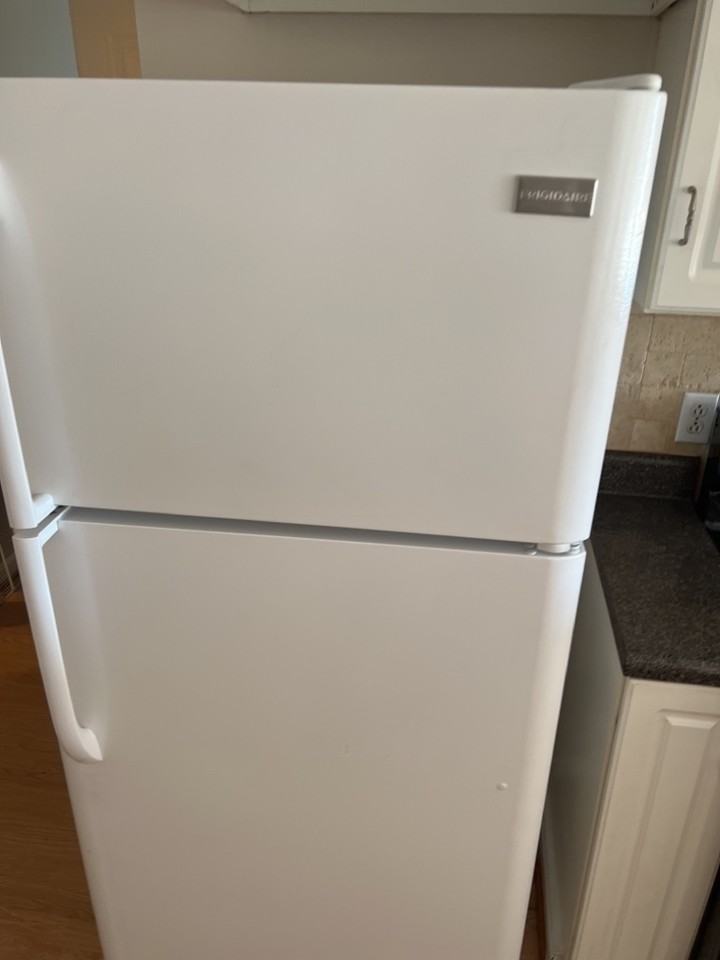 560 Pine Street - Photo 2 of 20