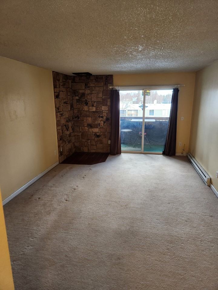 4660 Reka Drive - Photo 2 of 4