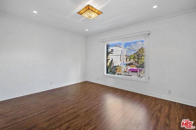 6111 Cashio St - Photo 2 of 8