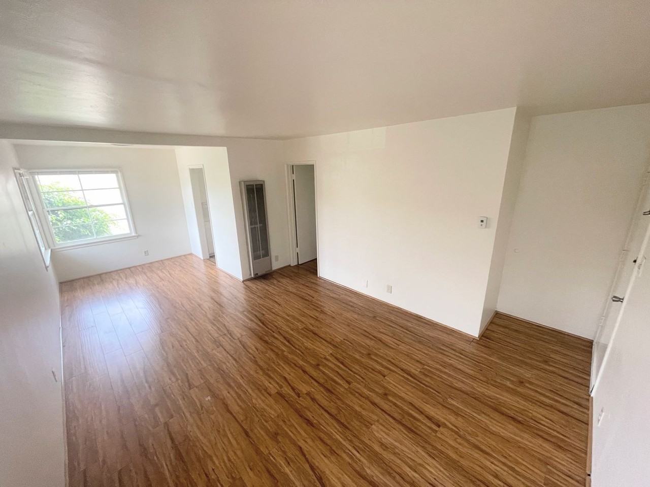 11047 Hesby St #7 - Photo 3 of 8