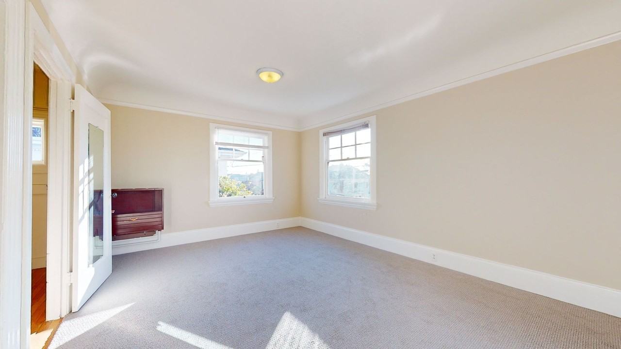 1625A Walnut St - Photo 6 of 16