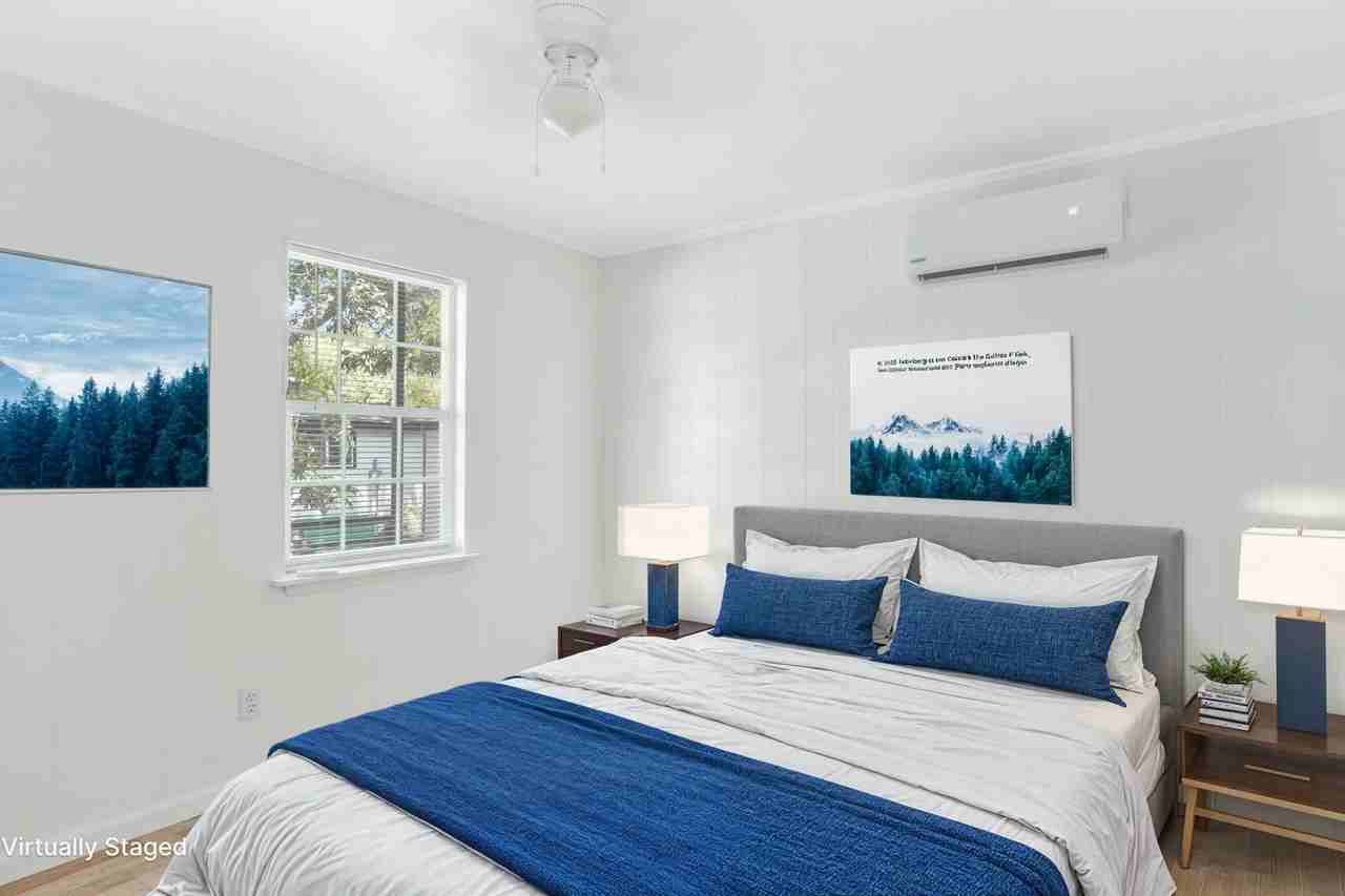 711 S Houston St - Photo 3 of 5