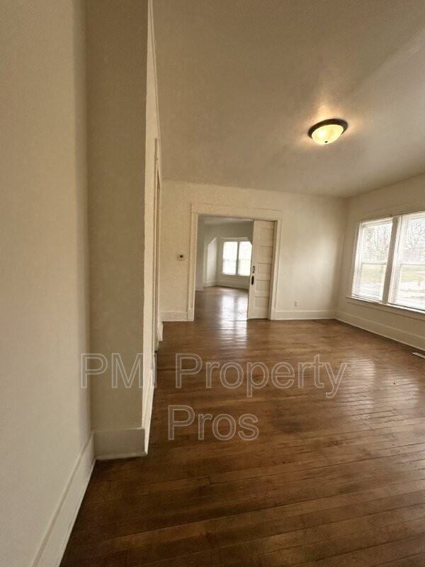 3948 W Galena St - Photo 3 of 21