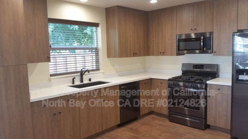 131 Arlington Dr - Photo 2 of 14