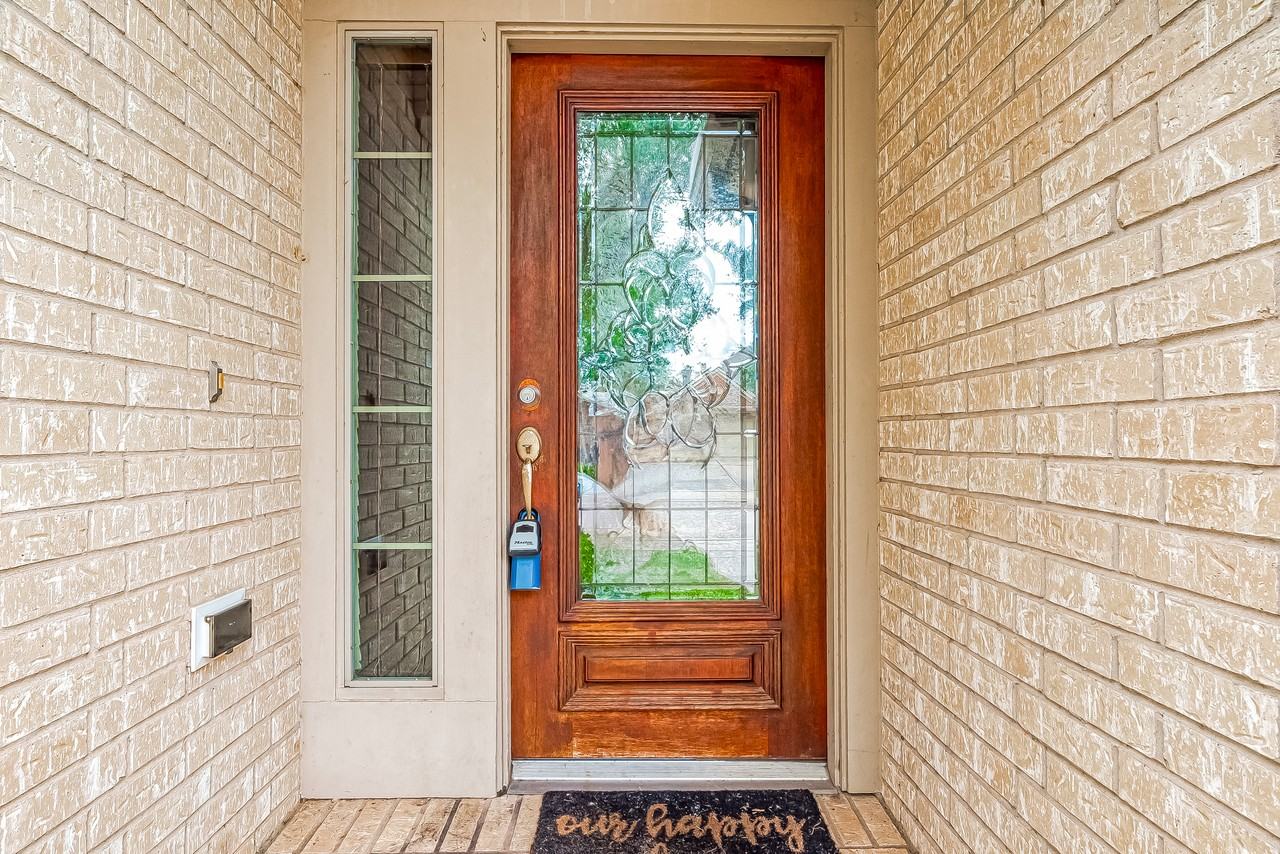 2808 Arbor Brook Ln - Photo 4 of 40
