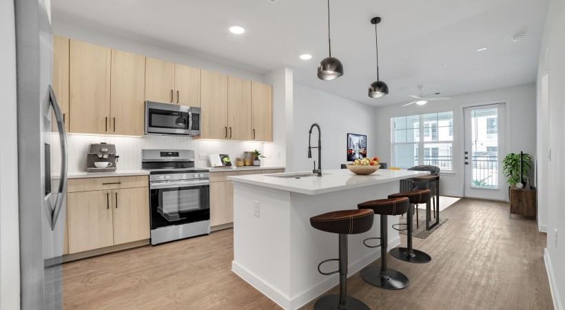 UNION PARK & - Photo 4 of 12