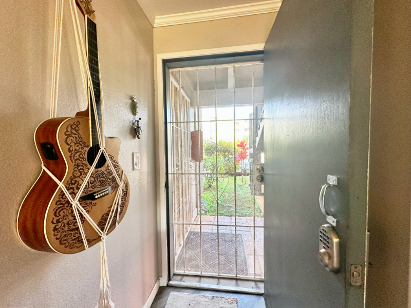 4121 Rice St - Photo 3 of 27