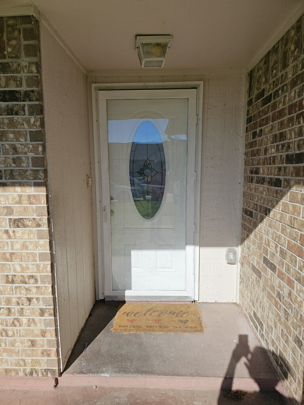 2913 Essex Ave - Photo 2 of 18