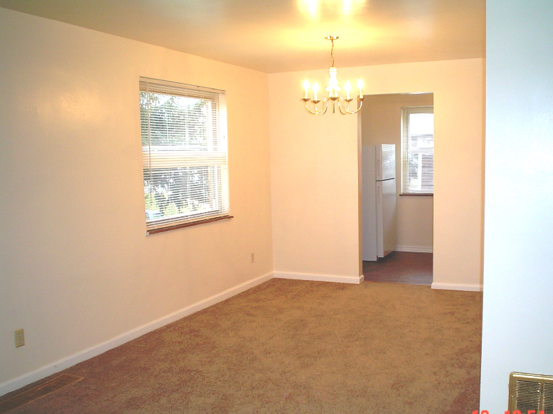 3960 Glenmore Ave #1 - Photo 2 of 7
