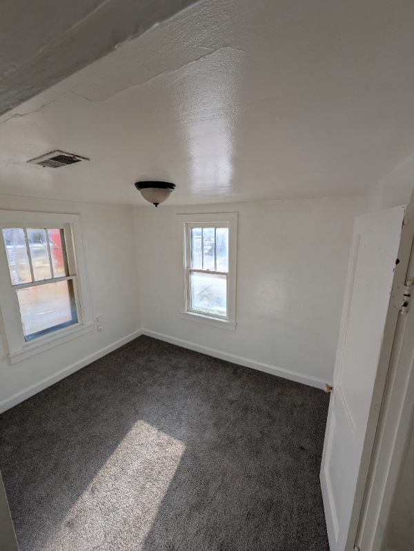 933 Ashland Rd #933-5 - Photo 4 of 9