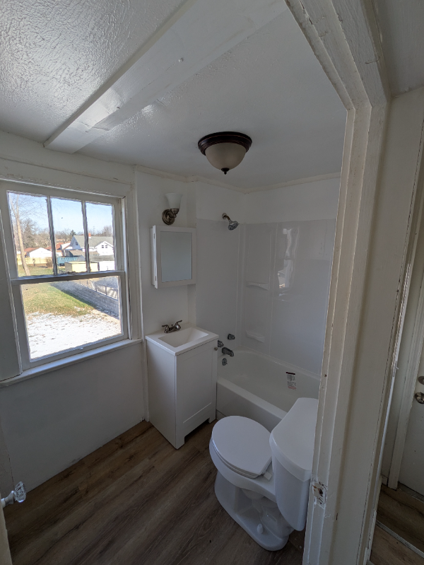 933 Ashland Rd #933-5 - Photo 7 of 9