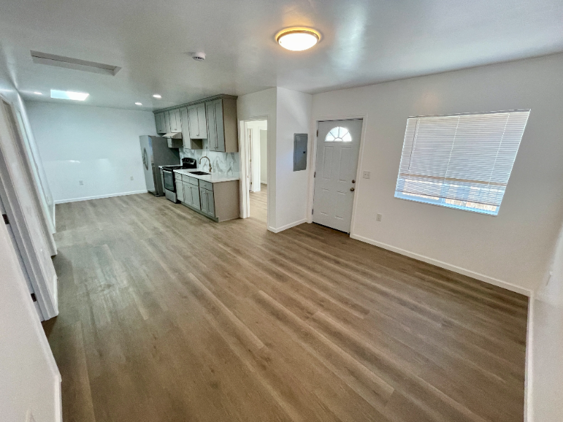 3220 Elmwood Ave - Photo 3 of 18