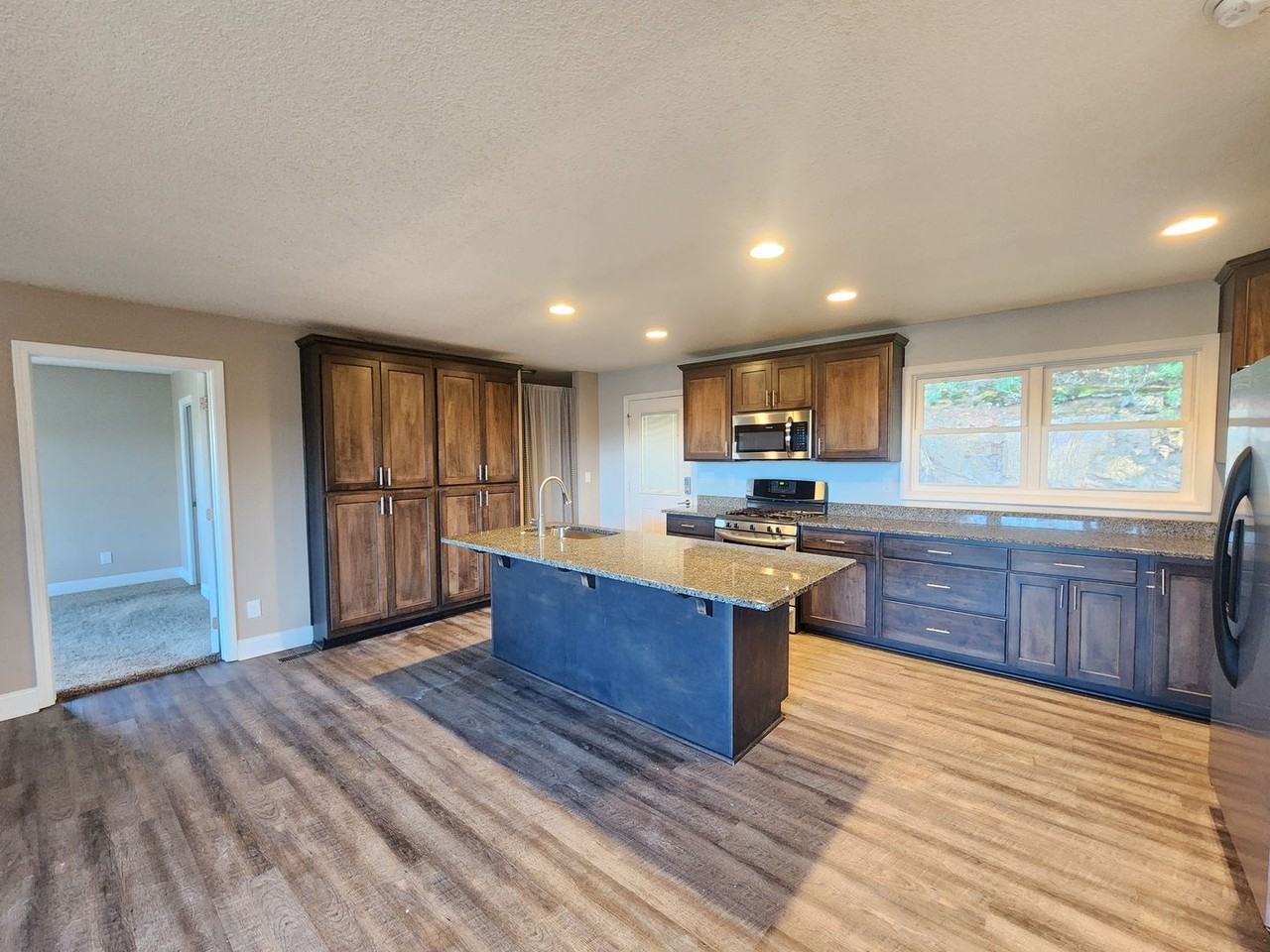 189 Jordan Rd - Photo 6 of 25