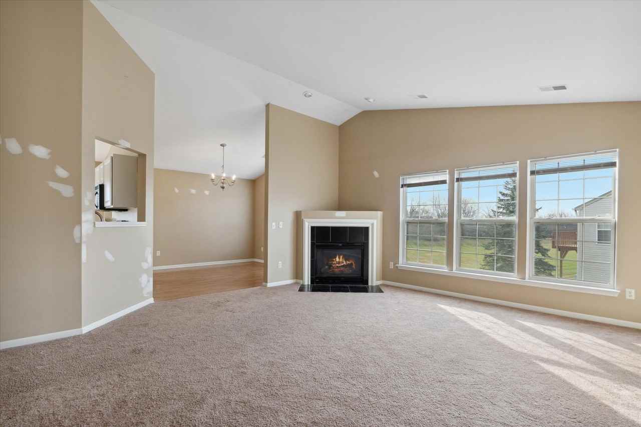 26637 Kirkway Cir #26637 - Photo 3 of 17