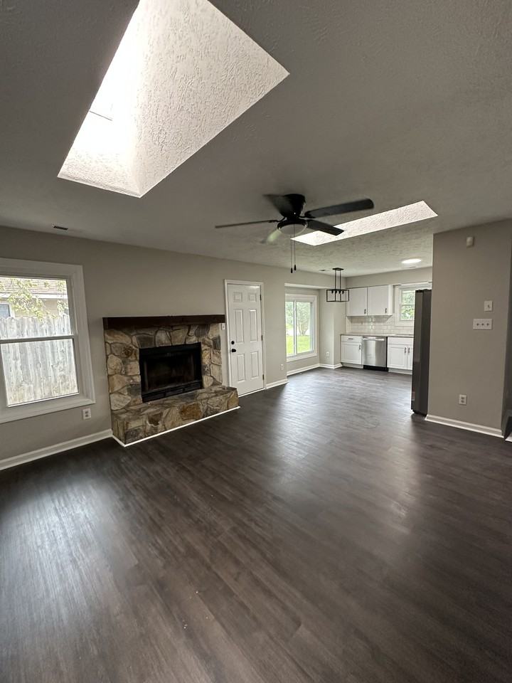 540 Auburndale Ln #NA - Photo 4 of 7