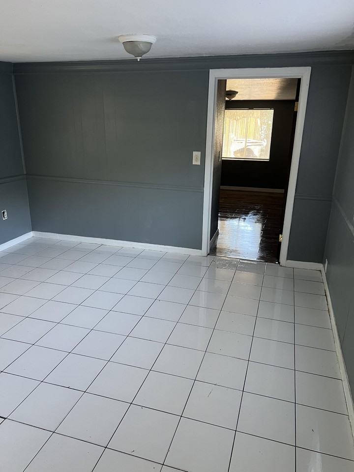 122 E Evans St #NA - Photo 5 of 10