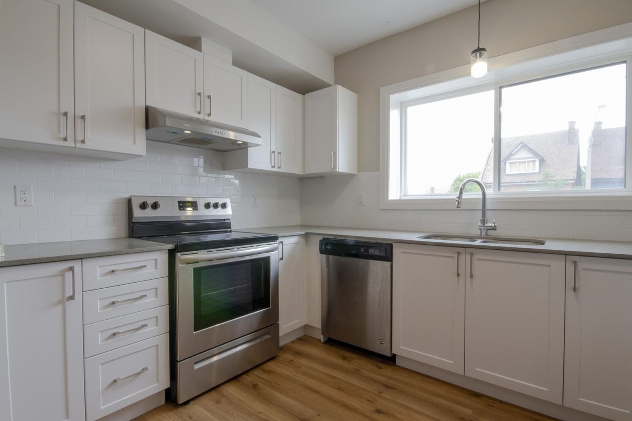 540 King St East Unit C6 - Photo 5 of 26