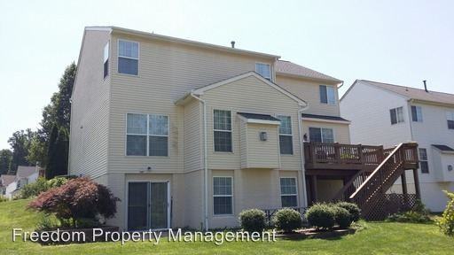 9172 Matthew Dr - Photo 3 of 22