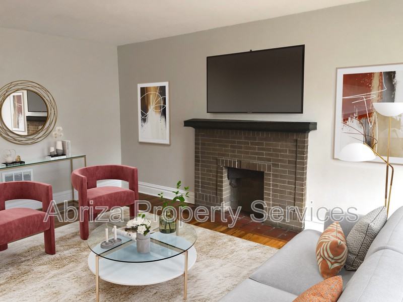 4722 S Grand Blvd #1S - Photo 2 of 6