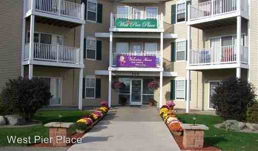 300 W Pier Dr - Photo 3 of 22