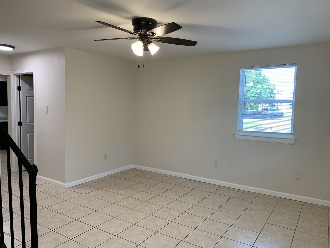 2512 Harvard Ave #C - Photo 6 of 17