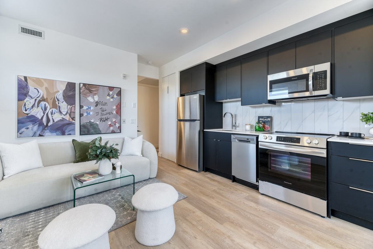 Flyover Residences - Photo 3 of 50