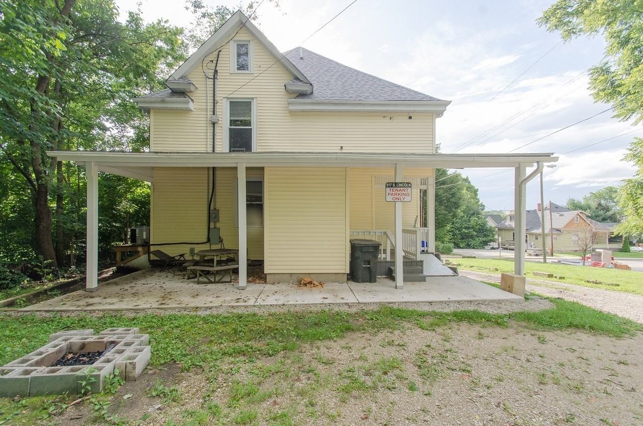 517 S Lincoln St - Photo 4 of 15