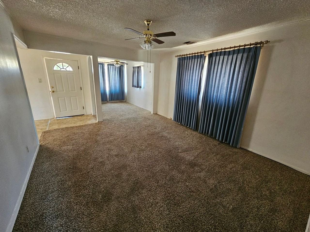 1308 8th St - Photo 5 of 8