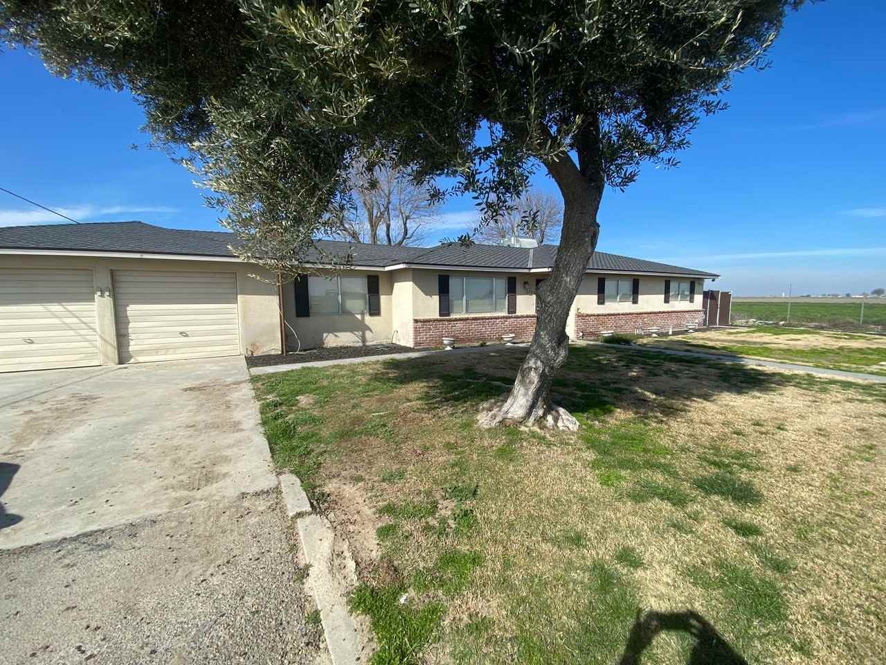 5320 24th Ave - Photo 2 of 19