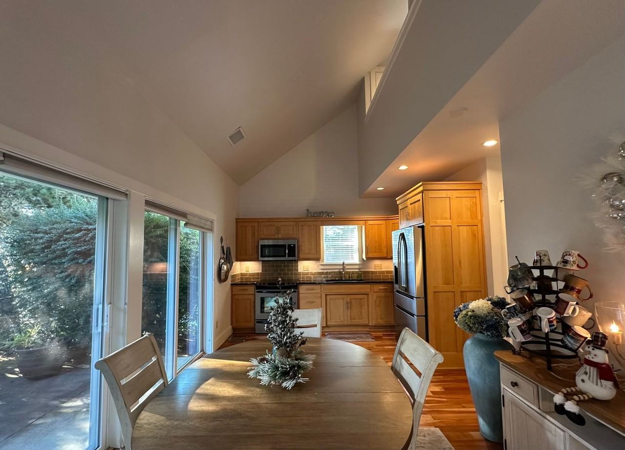 1499 Ginkgo Ct - Photo 3 of 13