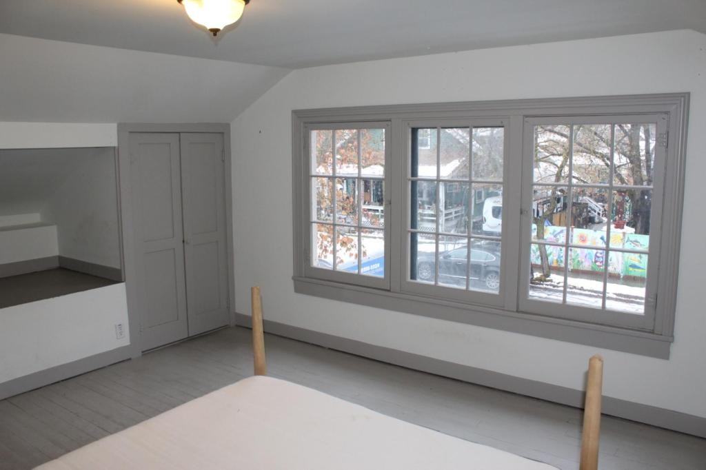 2812 N Washington St - Photo 5 of 39