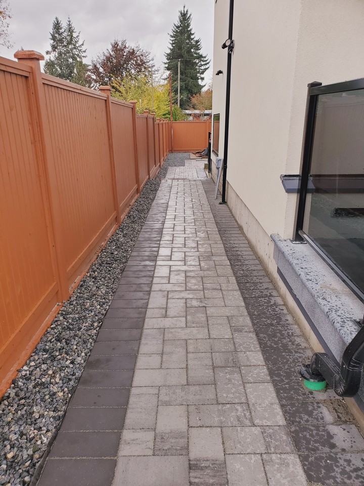 432 Draycott Street - Photo 2 of 13