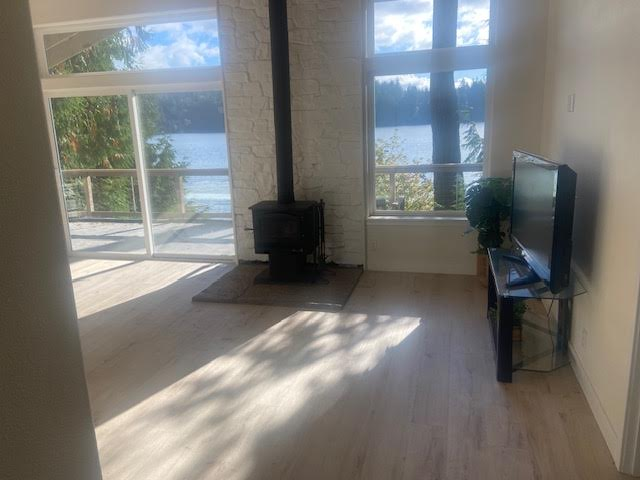 920 Sanford Ave Sw - Photo 3 of 7