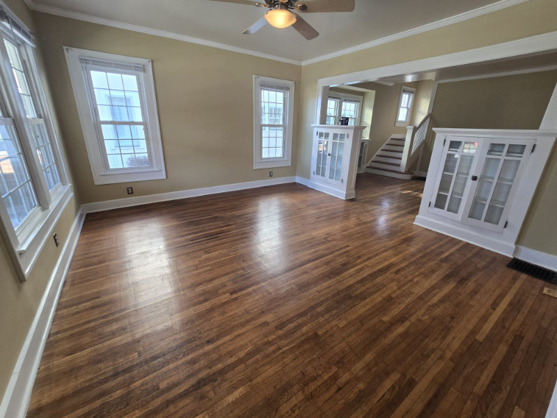 6201 Broadway St - Photo 2 of 13