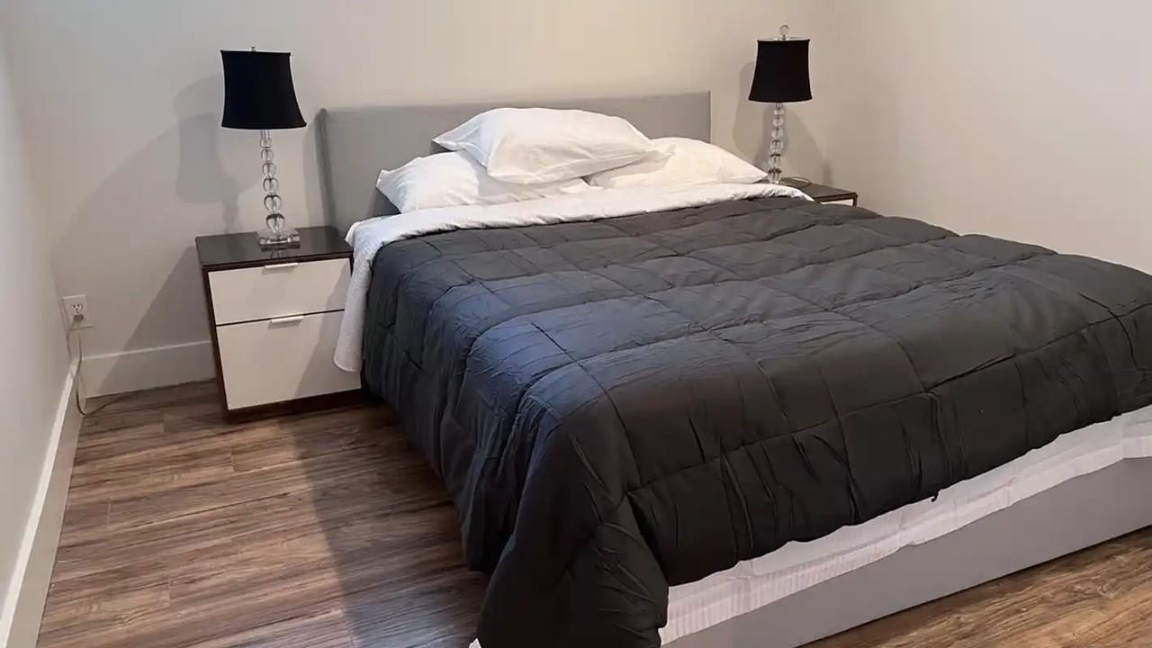 15497 37A Avenue - Photo 2 of 10