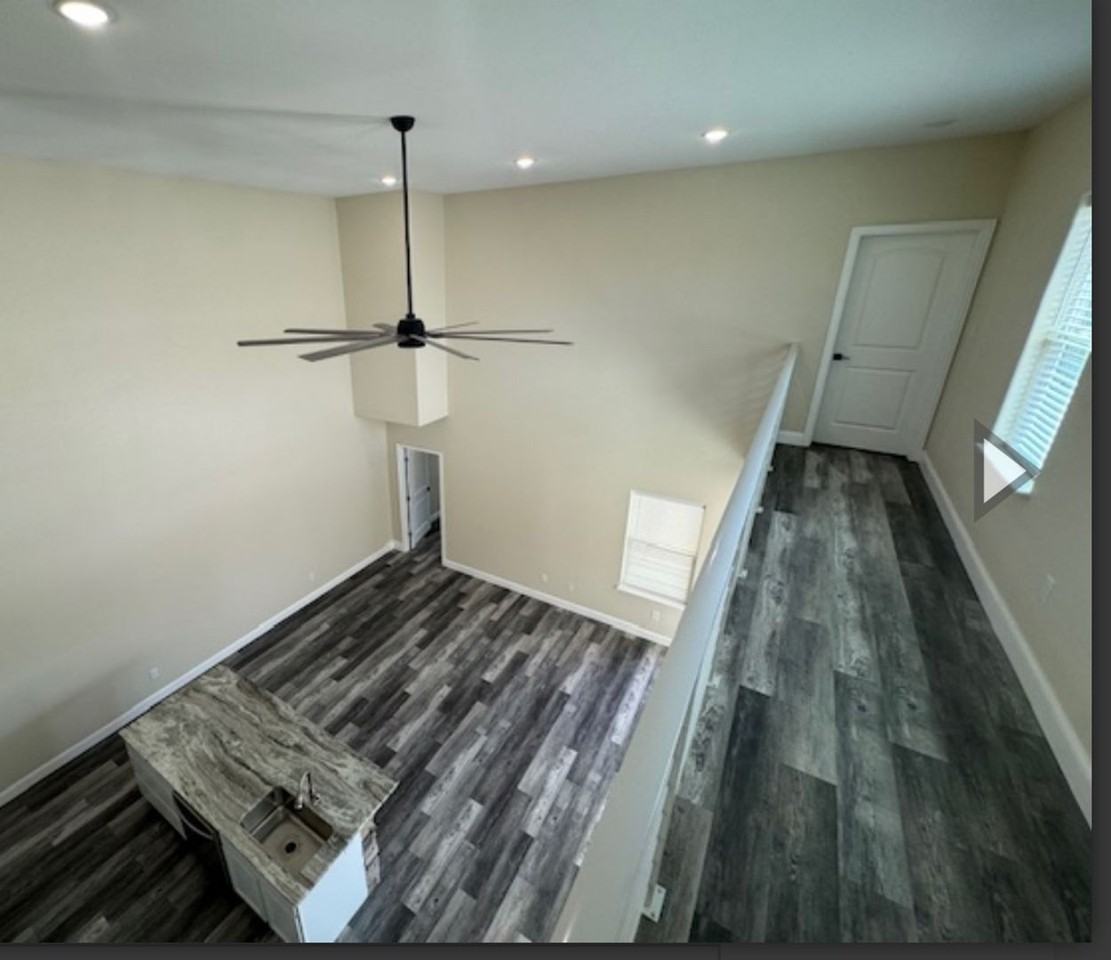 1306 Johnson Bend Rd #2 - Photo 4 of 25