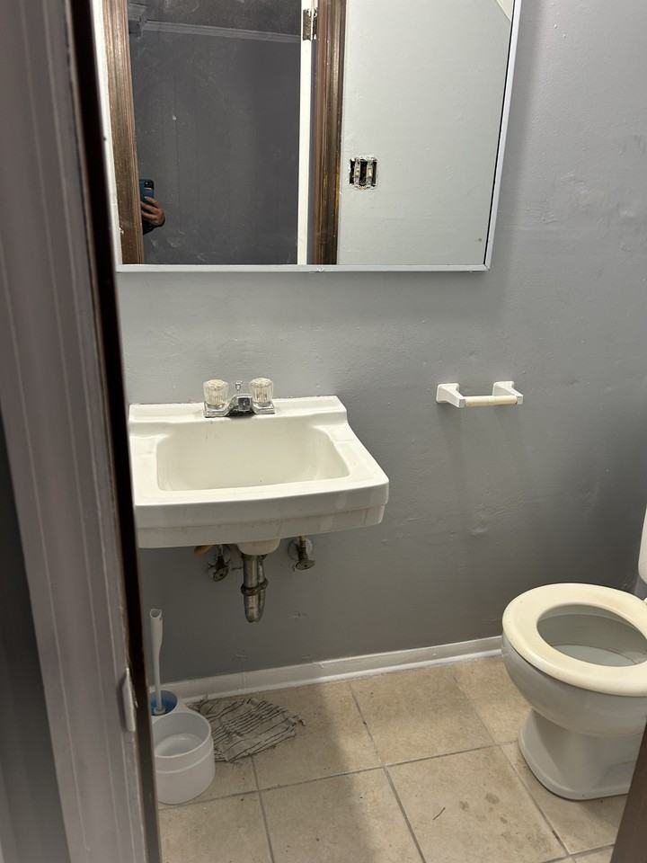 430 Dorsett Ave #A - Photo 3 of 7