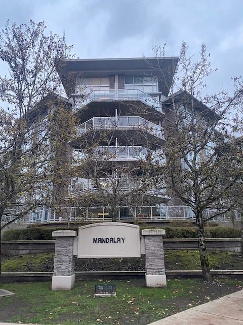 9373 Hemlock Drive #512