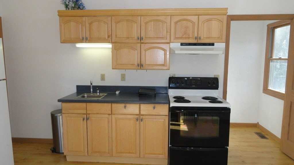 1978 Russell Manor Rd - Photo 2 of 7