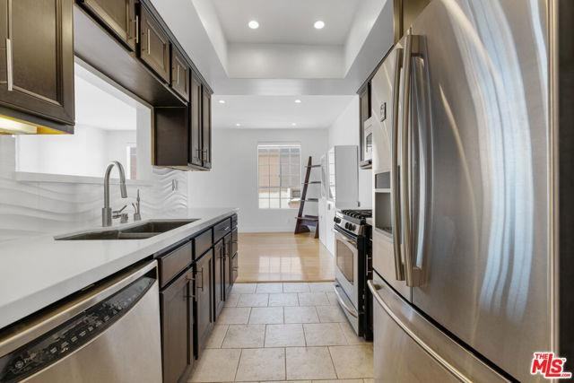 11812 Gorham Ave #303 - Photo 2 of 8