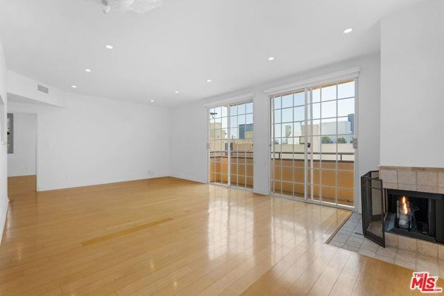 11812 Gorham Ave #303 - Photo 3 of 8