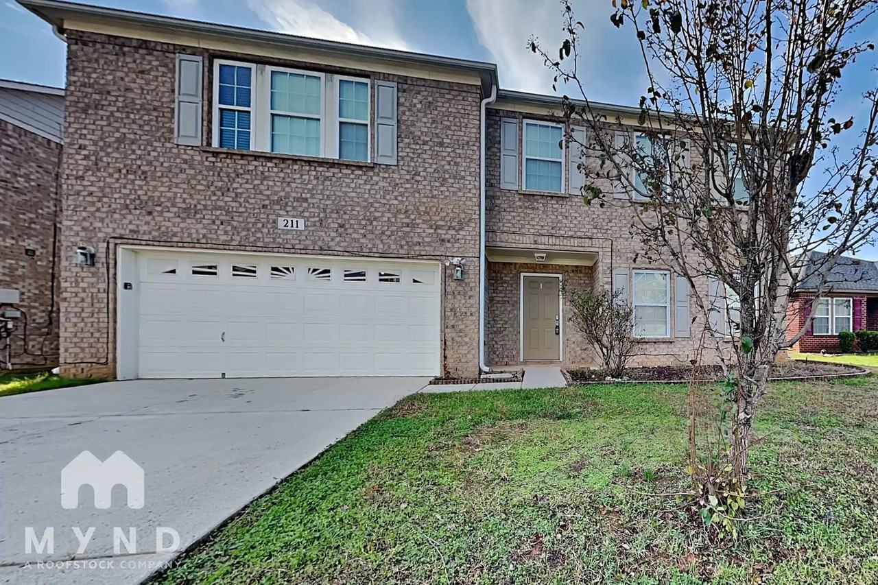 211 Ivyleaf Dr Nw - Photo 3 of 33