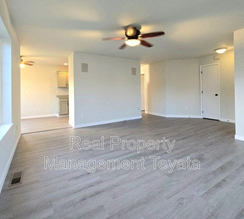 2101 Eastwood Way - Photo 2 of 18