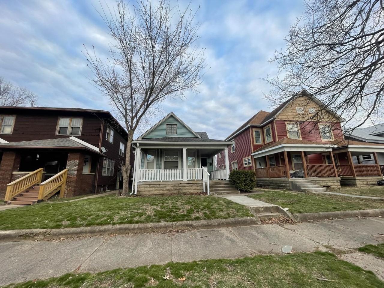 1304 South 9th Street - Photo 2 of 10