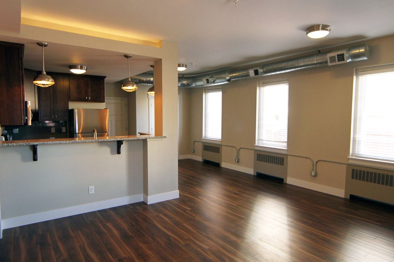 623 S Wolcott St #108 - Photo 4 of 13
