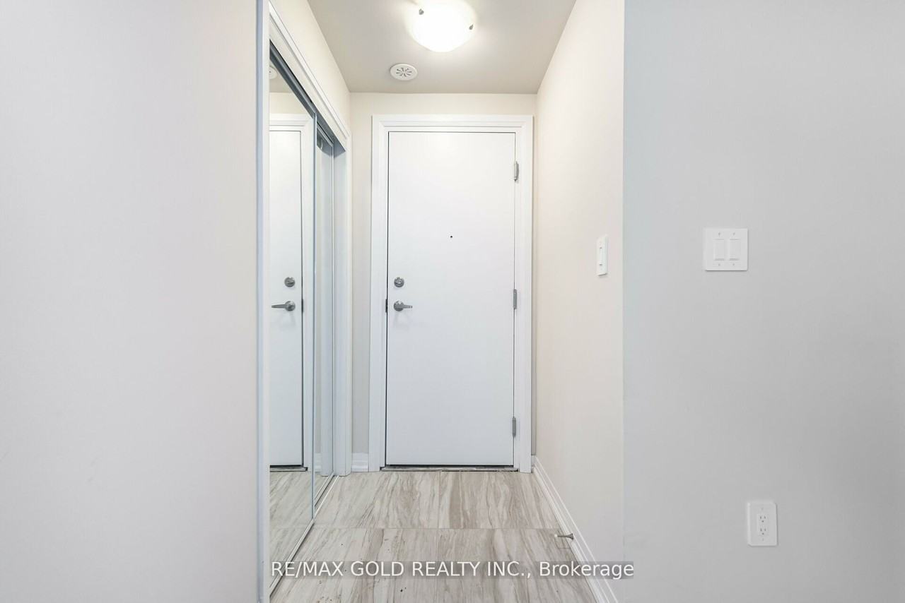 The Crawford Urban Towns - Photo 3 of 22