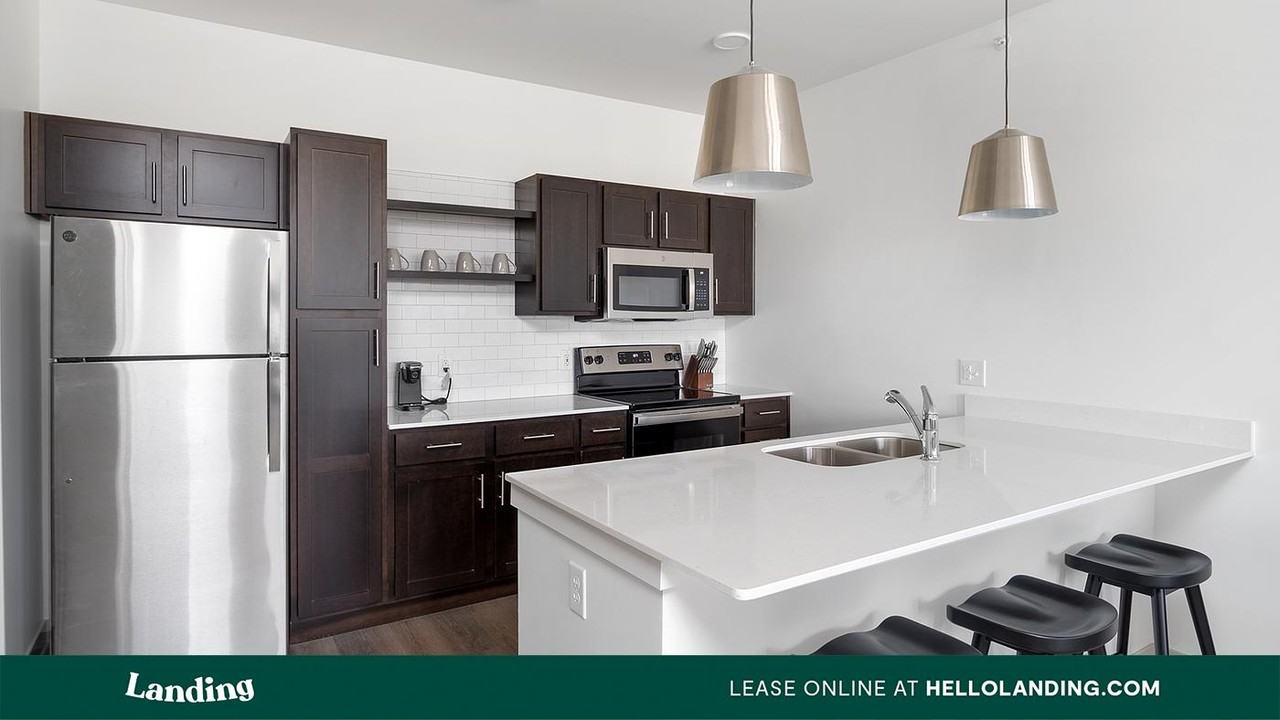 5811 Main St - Photo 6 of 50