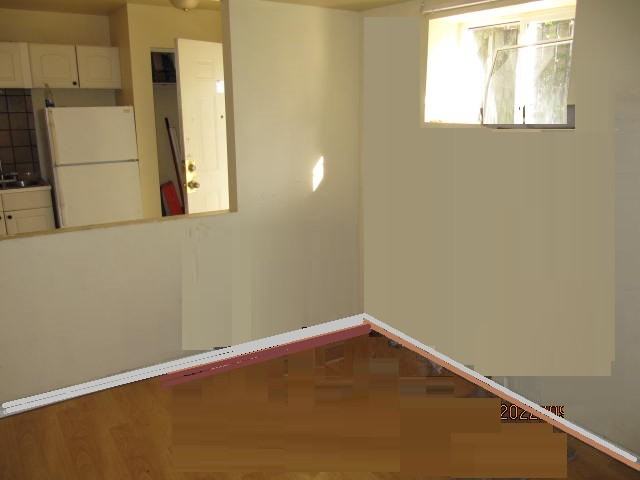 1307 25 Street Southeast - Photo 3 of 7