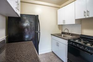 featured image of 111 N High St