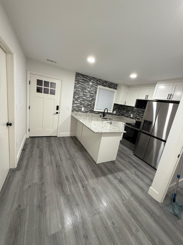 41 Washington St #201 - Photo 2 of 18